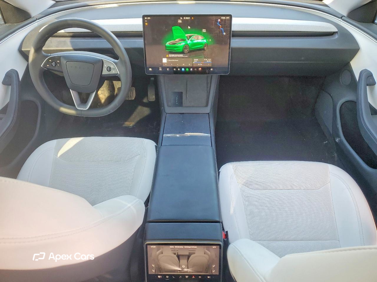 Tesla Model 3 2024
