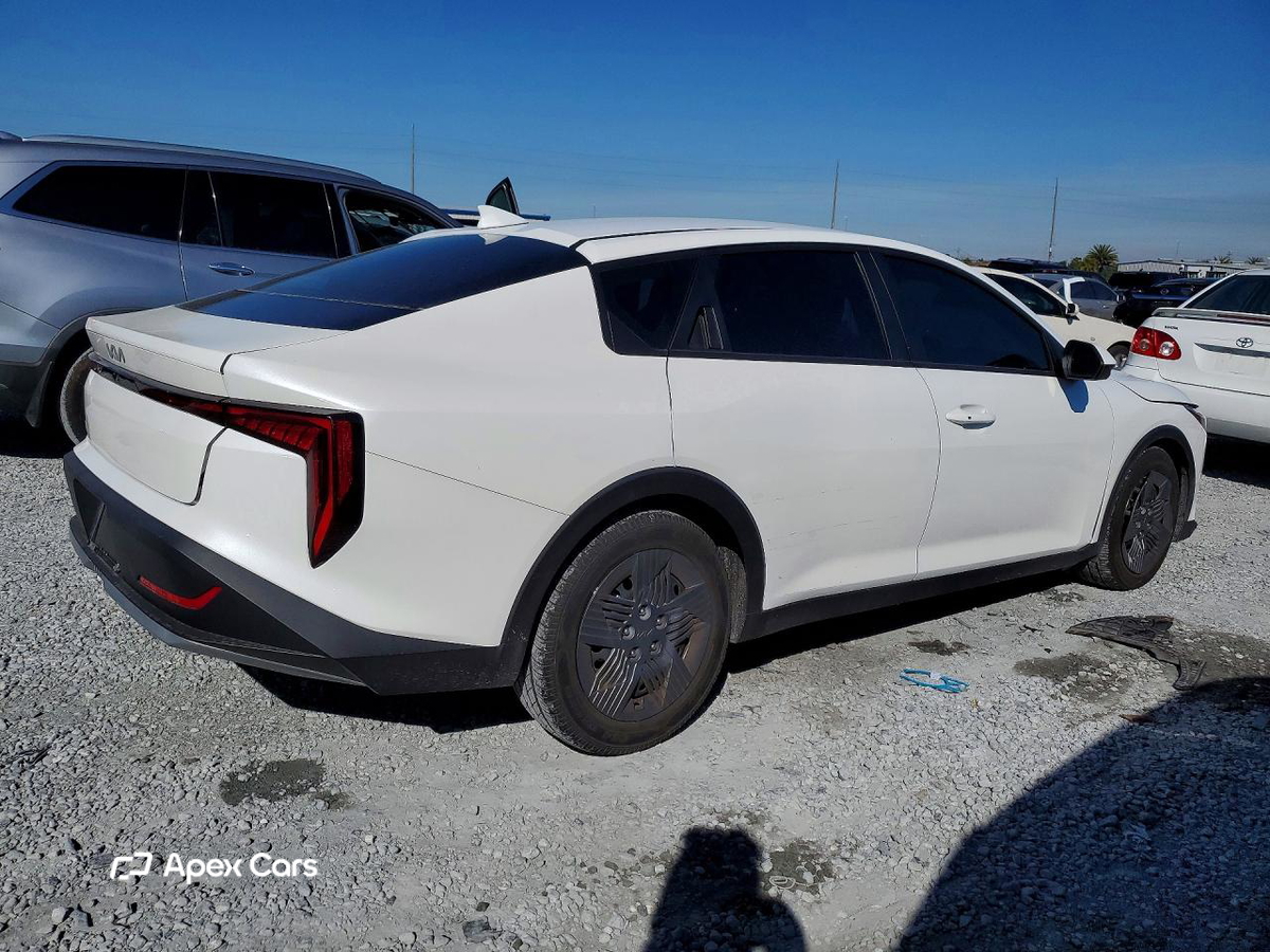 Kia K4 2025