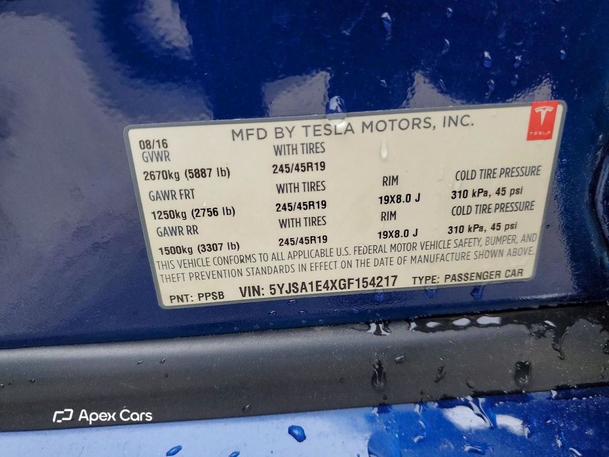 Tesla Model S 2016