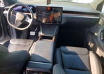 Tesla Model X 2024