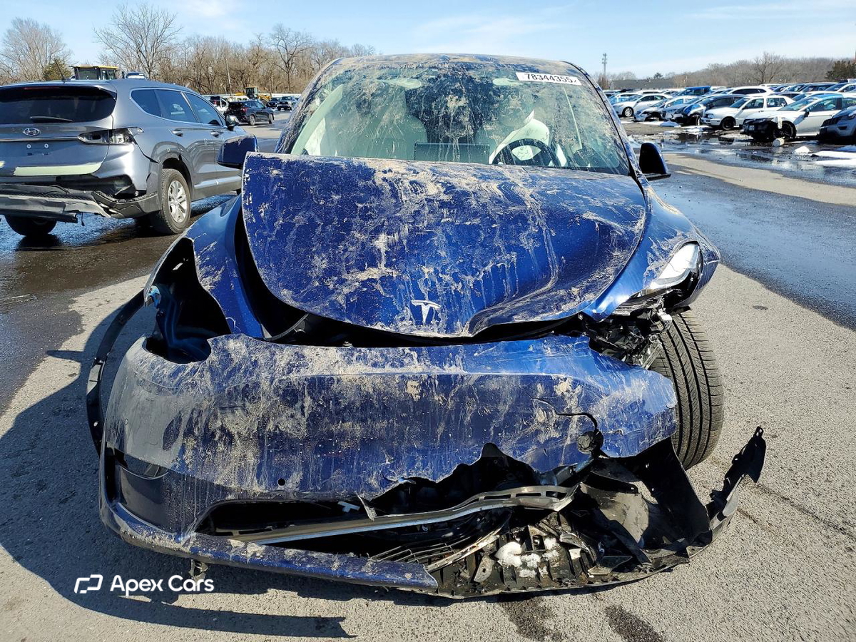 Tesla Model Y 2022