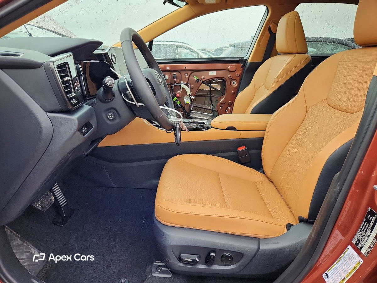 Lexus NX 2026