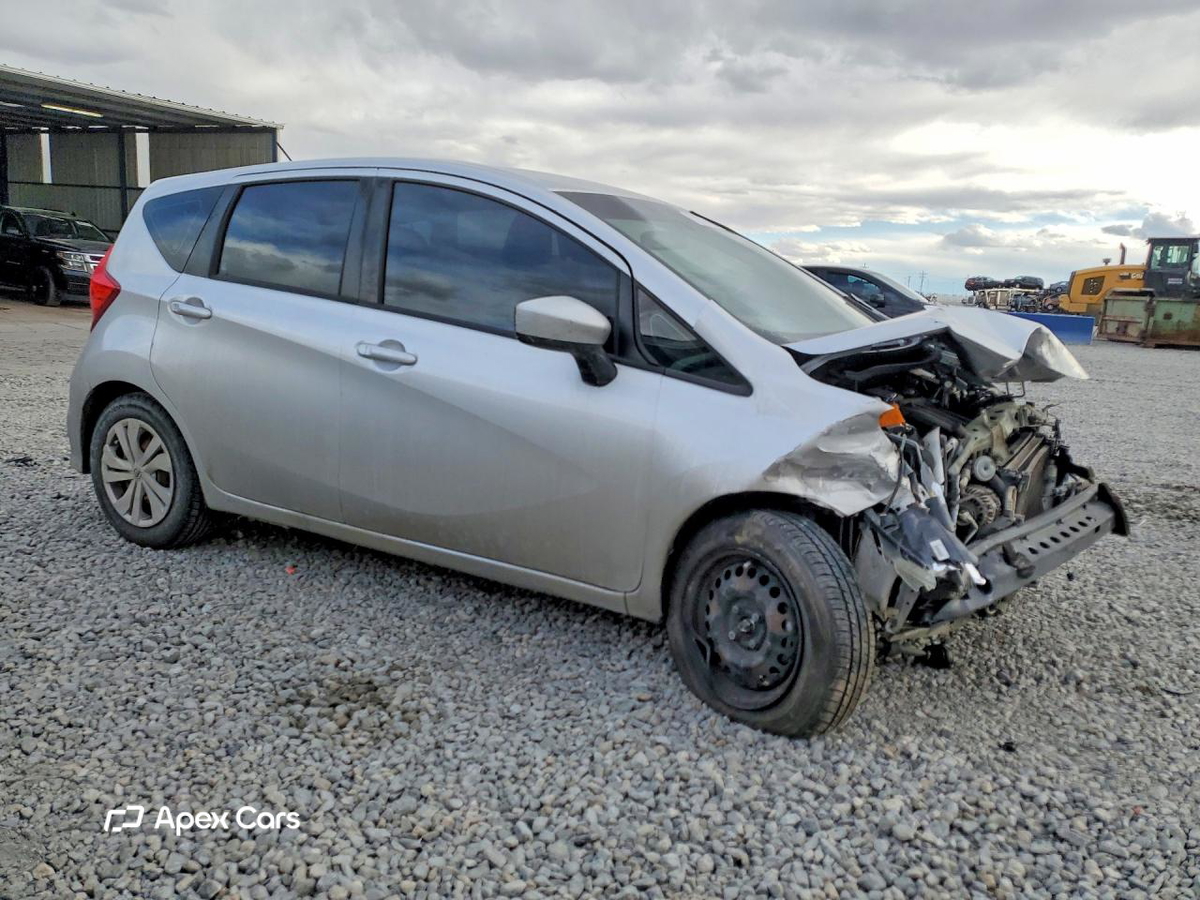 Nissan Versa 2019