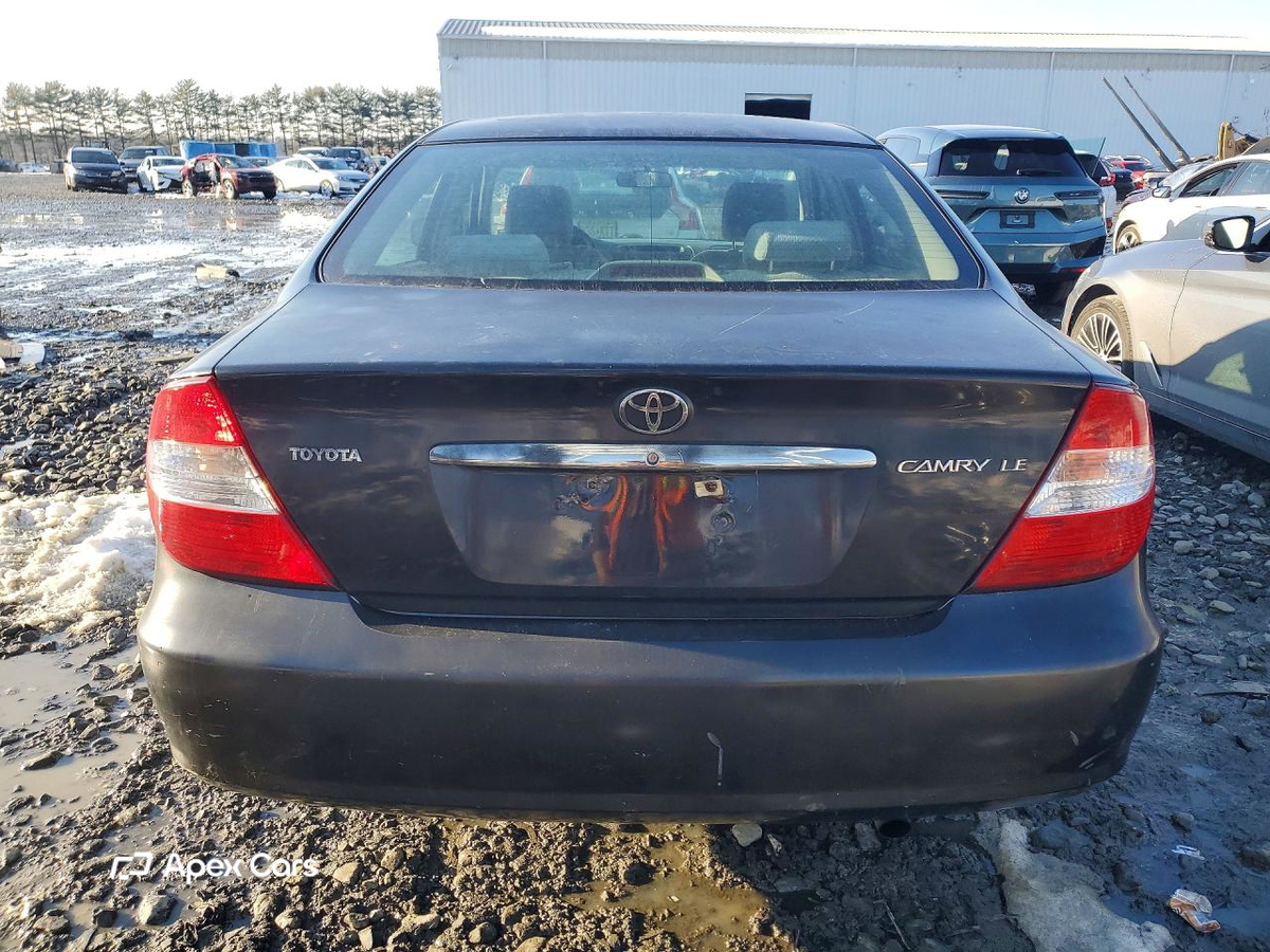 Toyota Camry 2004