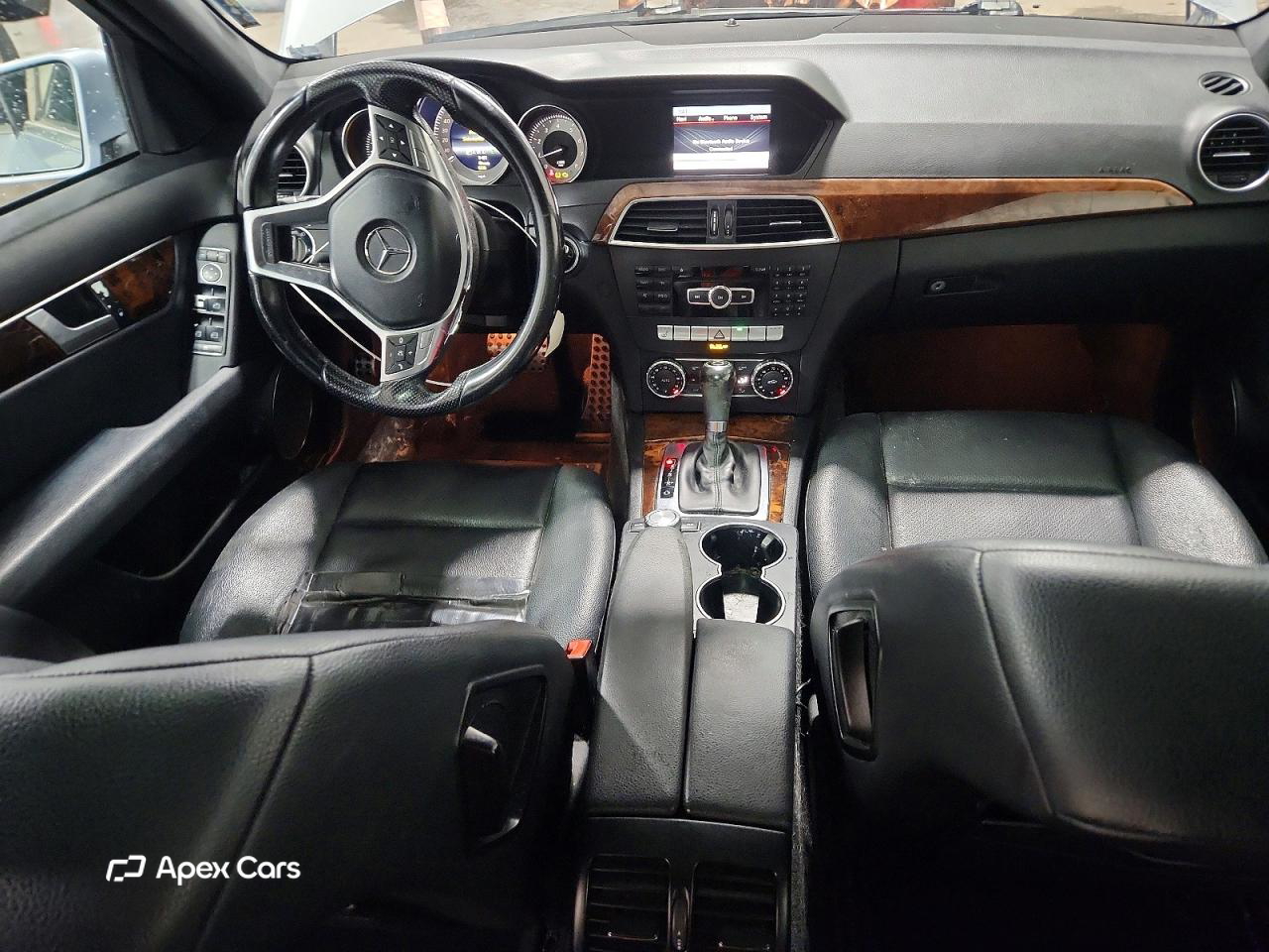 Mercedes-Benz  2013
