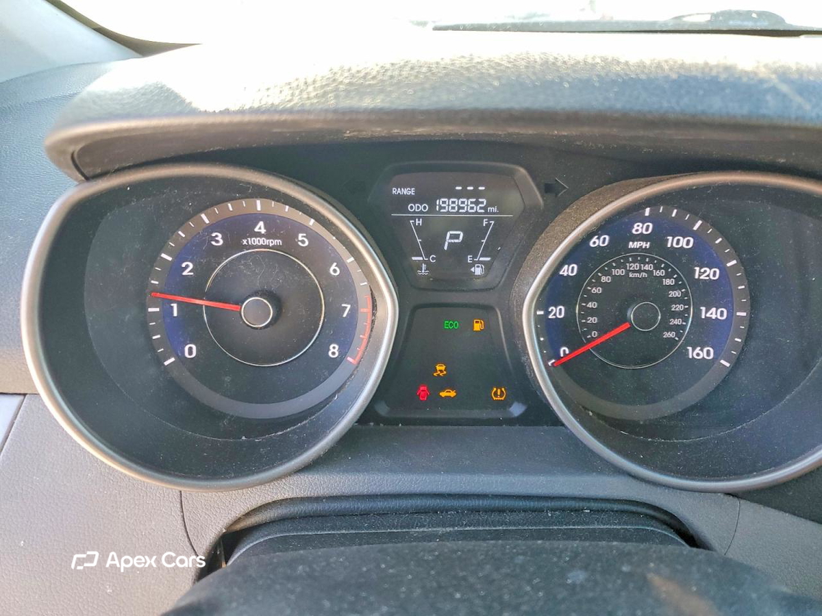 Hyundai Elantra 2013