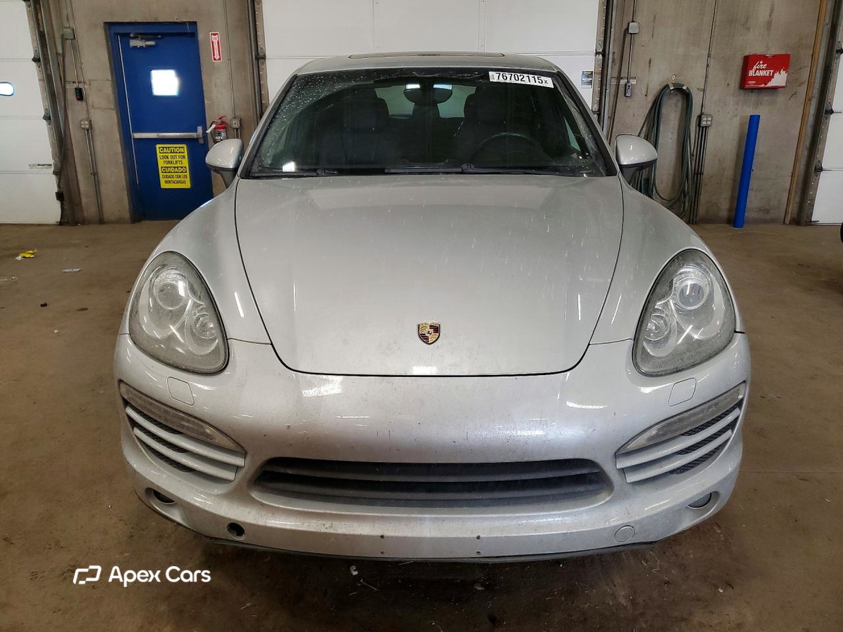 Porsche Cayenne 2011