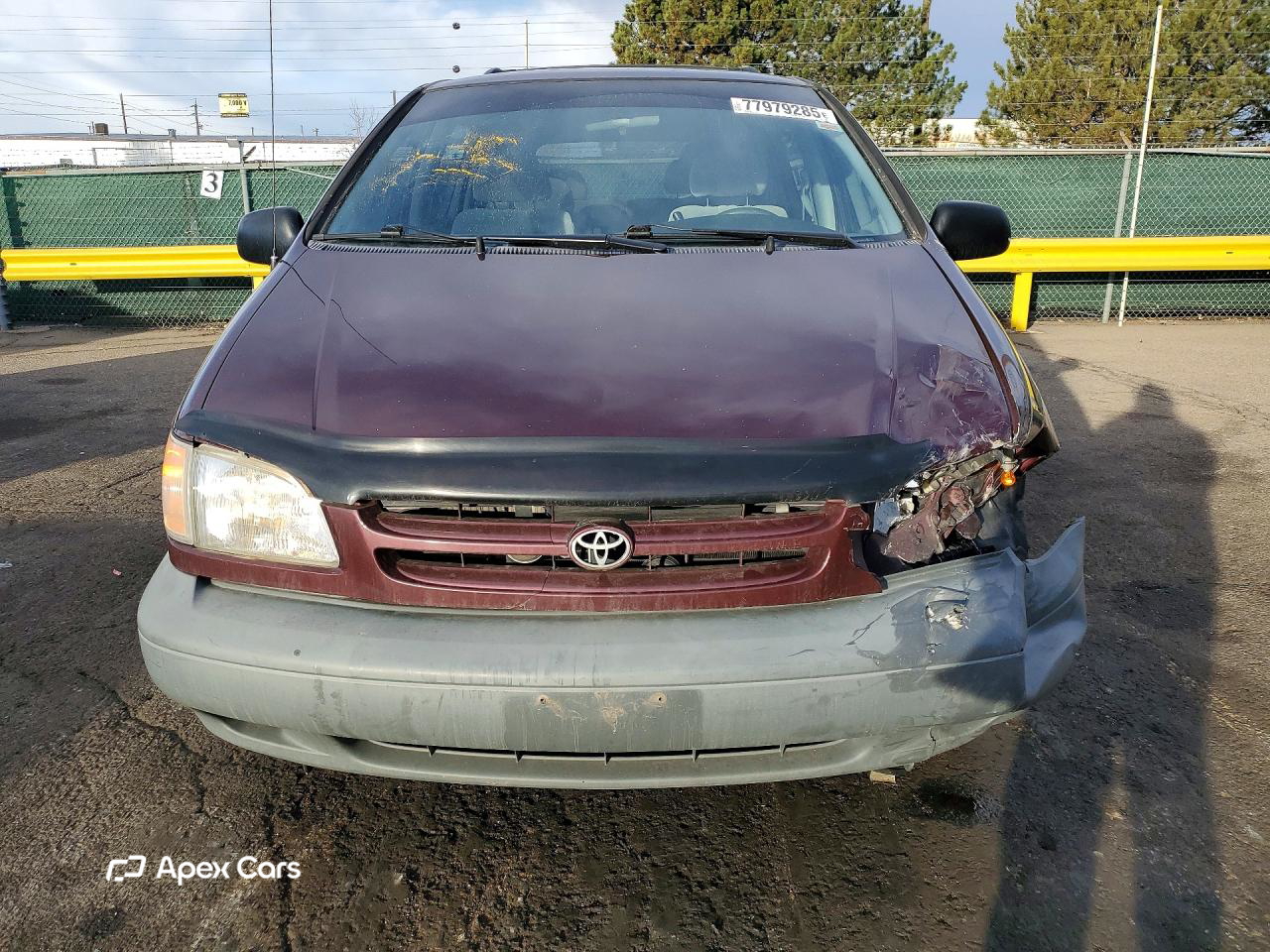 Toyota Sienna 2000