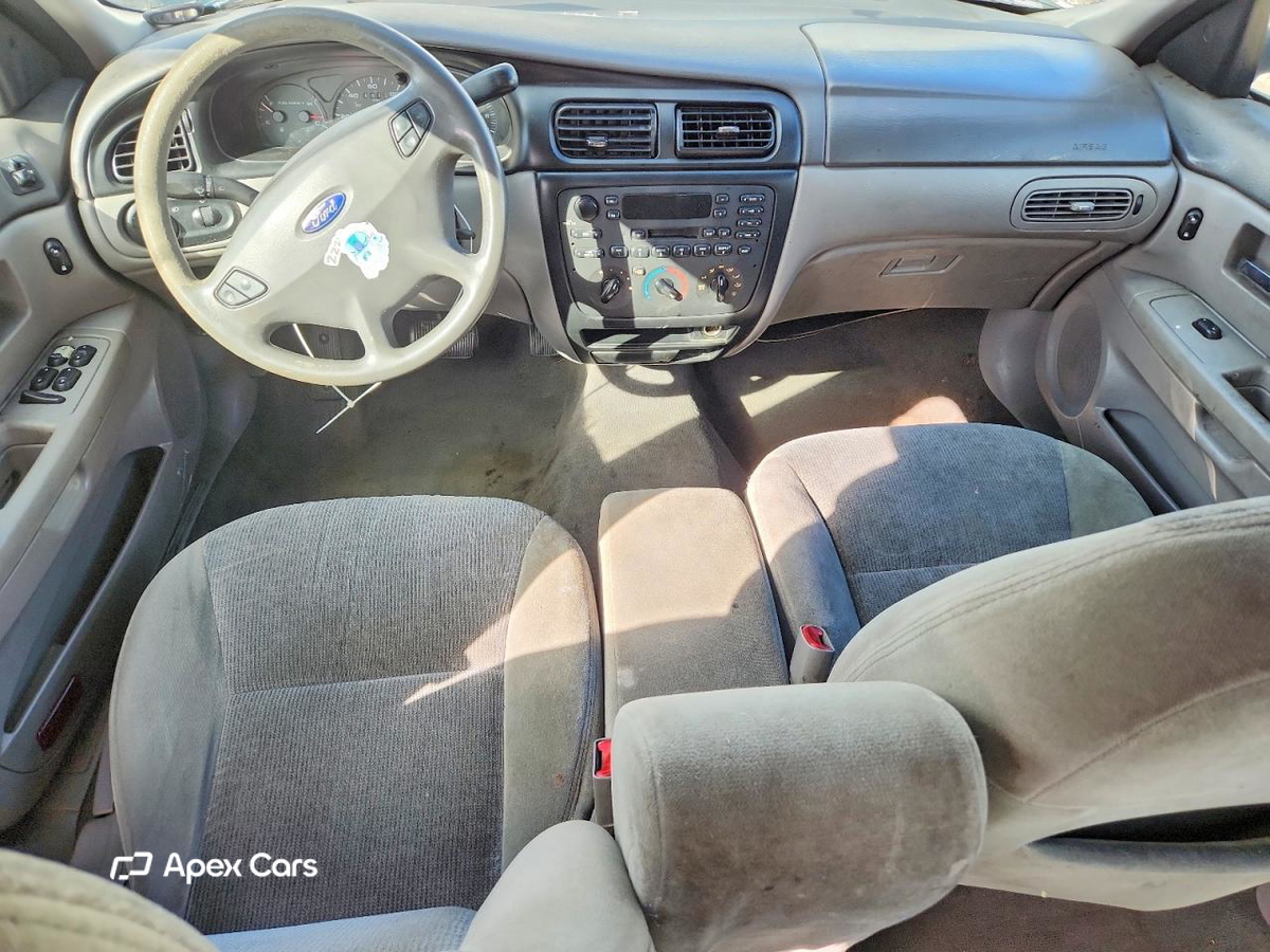 Ford Taurus 2000