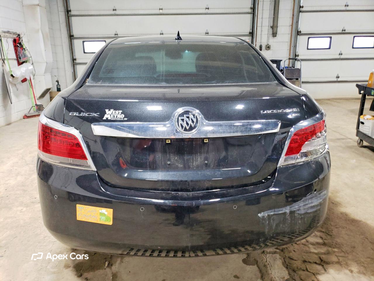 Buick LaCrosse 2011