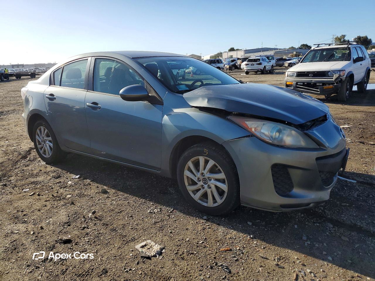 Mazda 3 2013