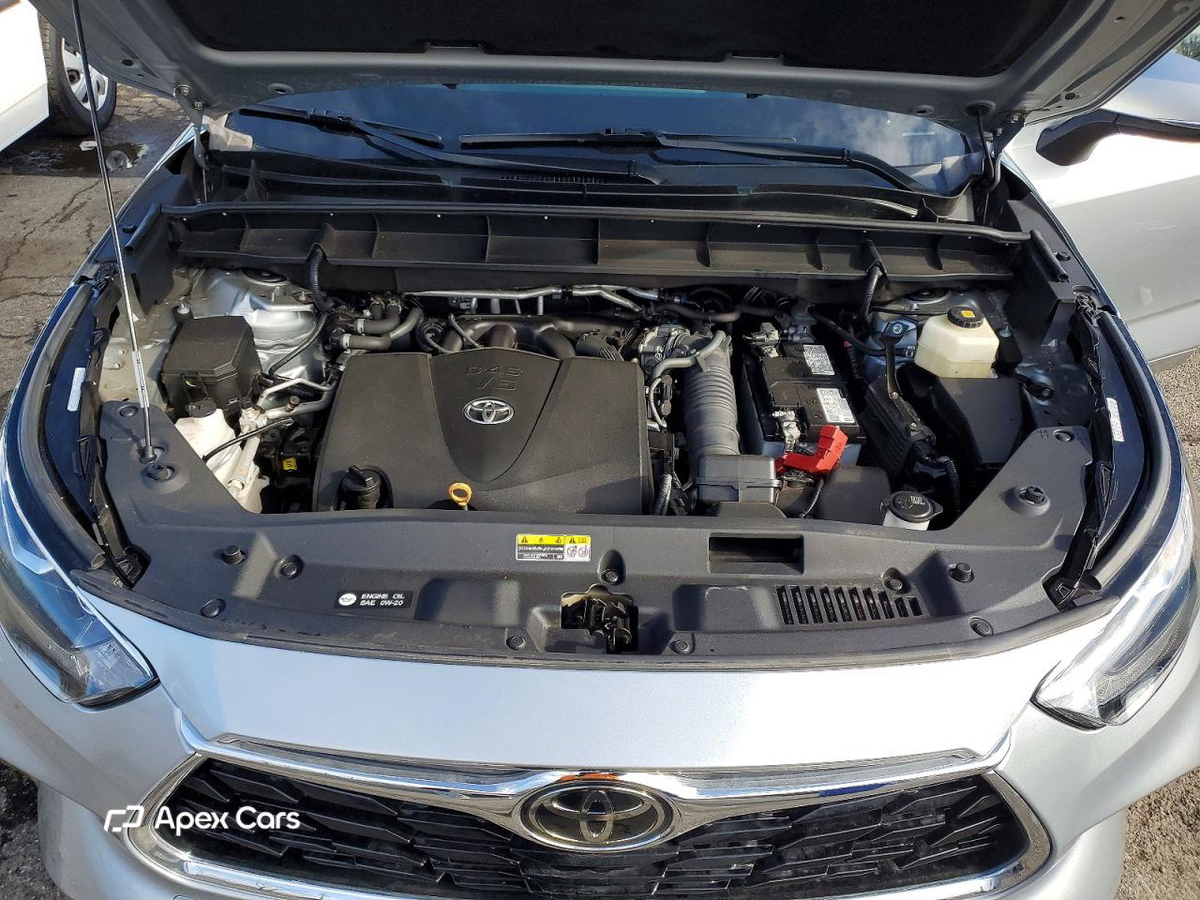 Toyota Highlander 2021