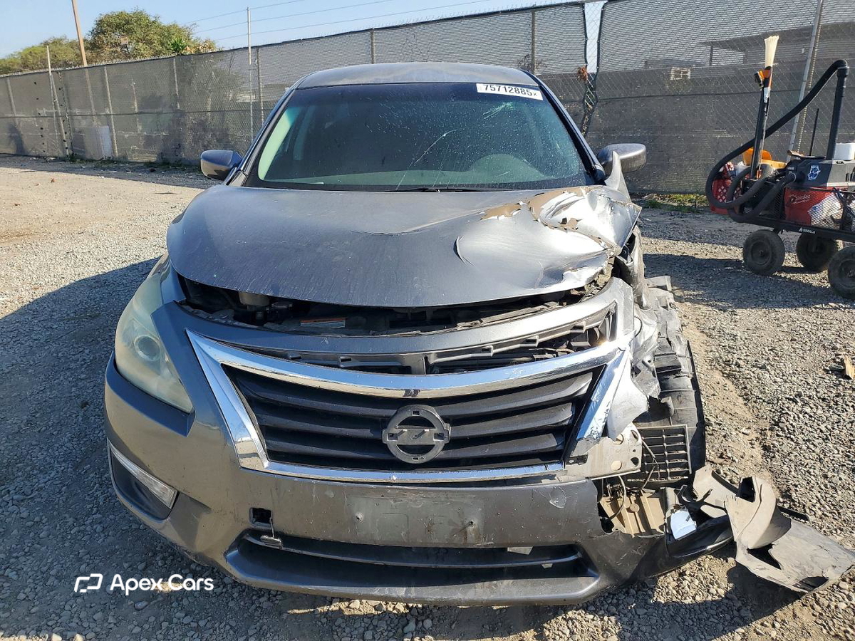Nissan Altima 2015
