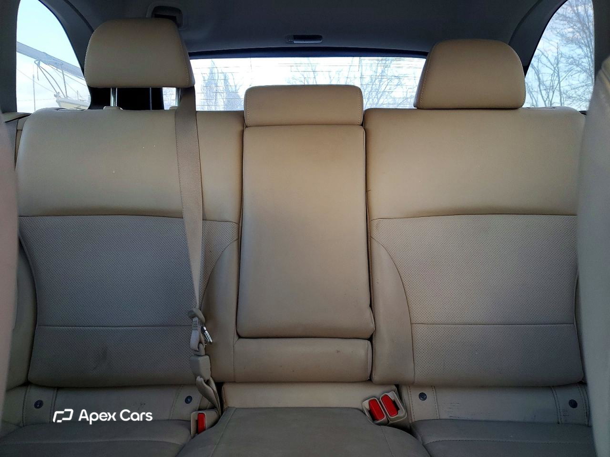 Subaru Outback 2016