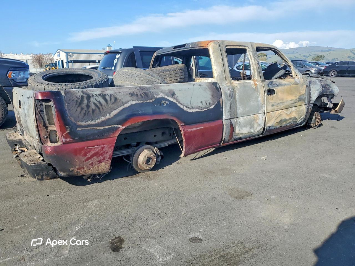Chevrolet Silverado 2004