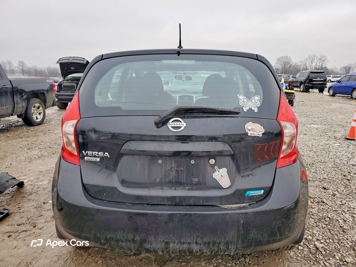 Versa 2015