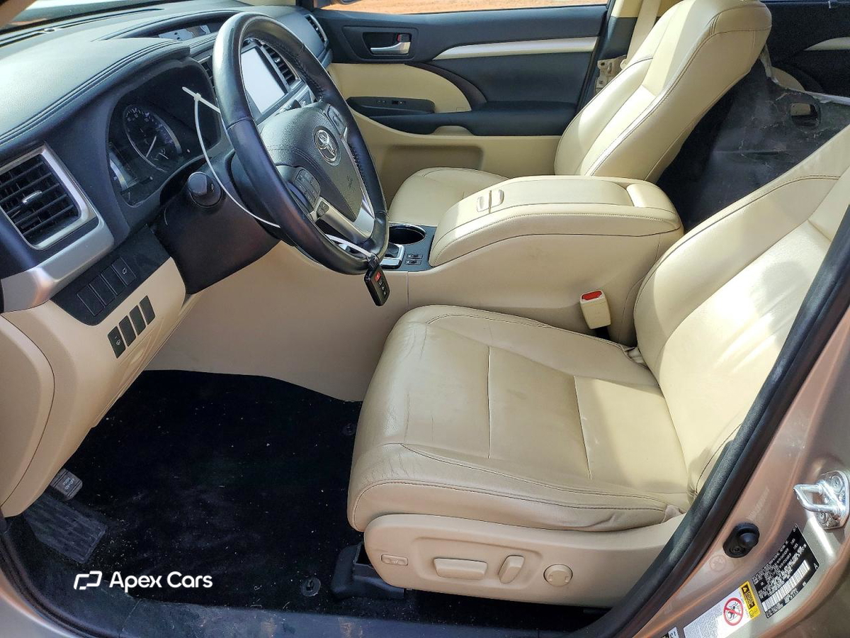 Toyota Highlander 2015