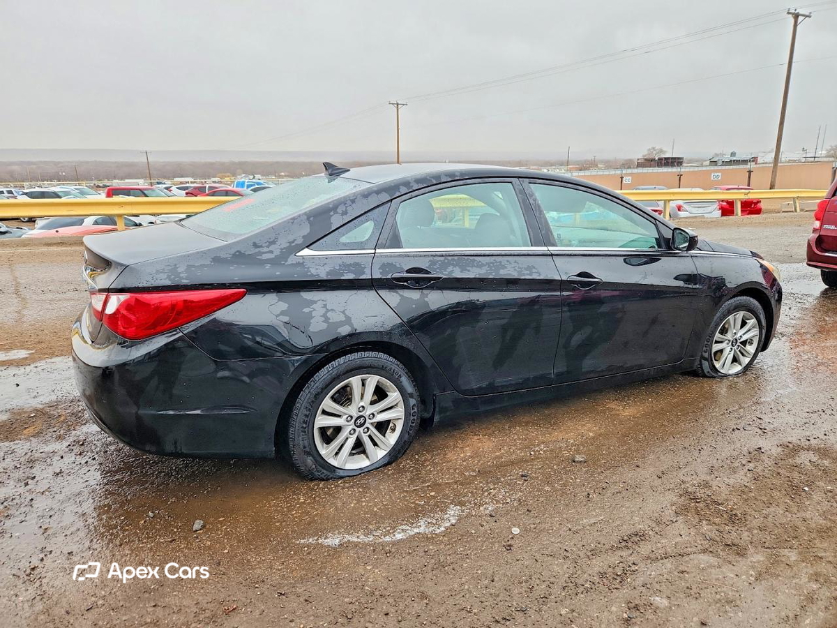 Hyundai Sonata 2011