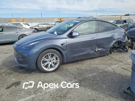 Tesla Model Y 2023 - Image 1 of 12