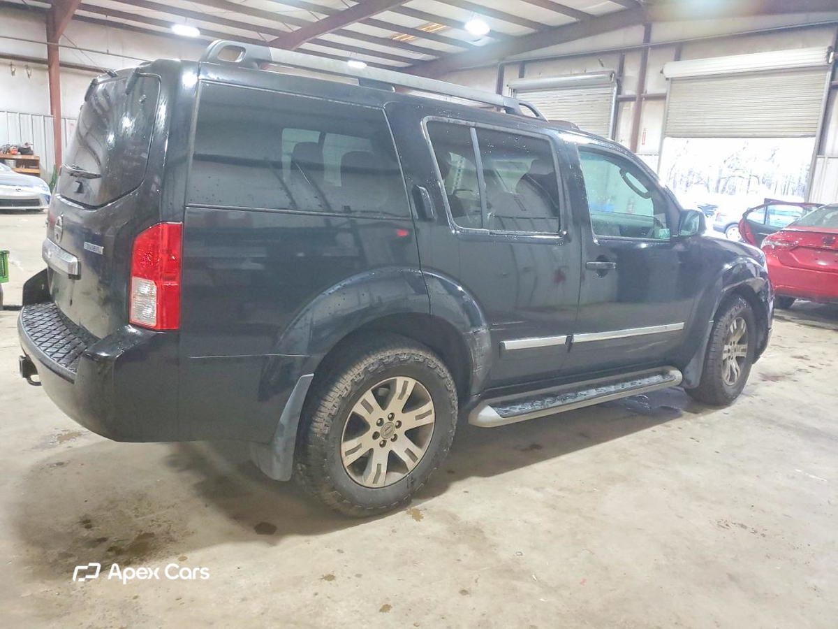 Nissan Pathfinder 2012
