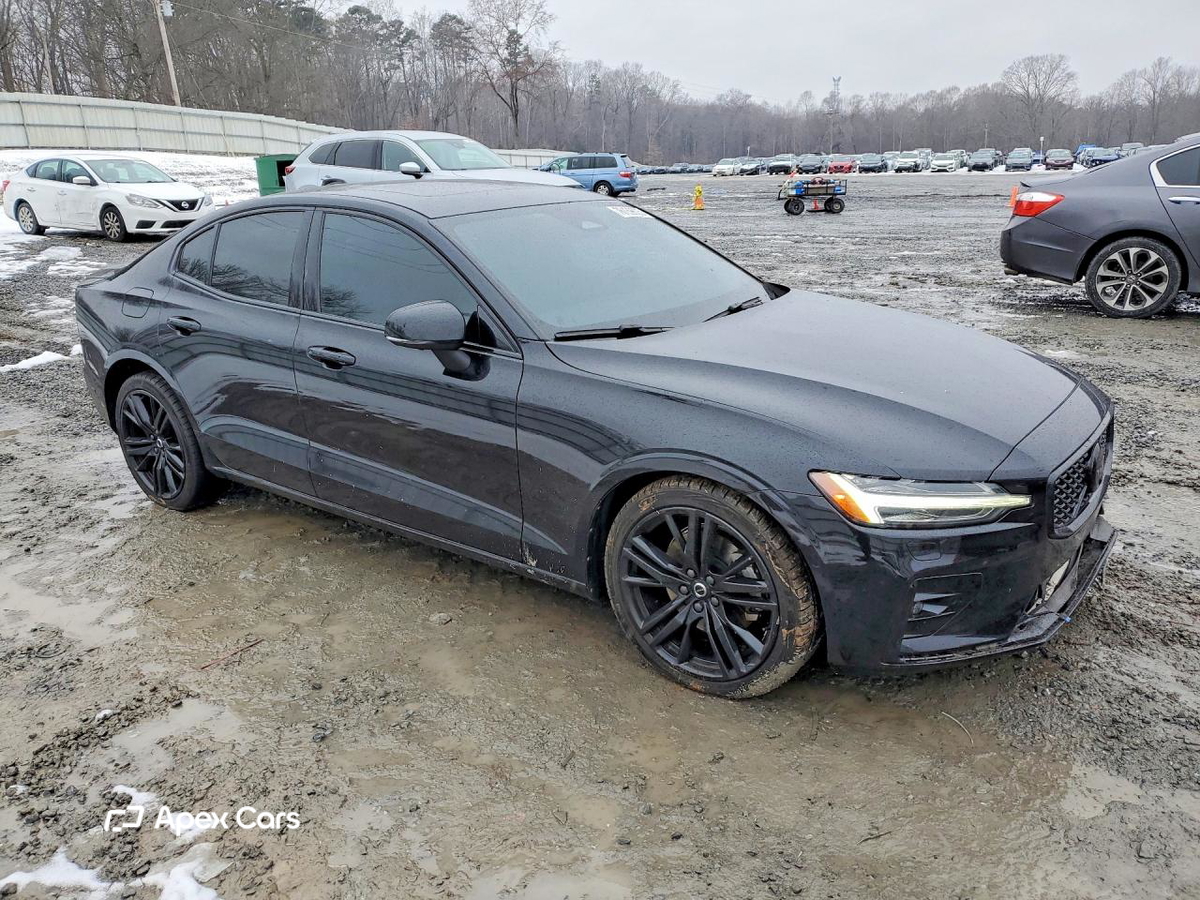 Volvo S60 2024