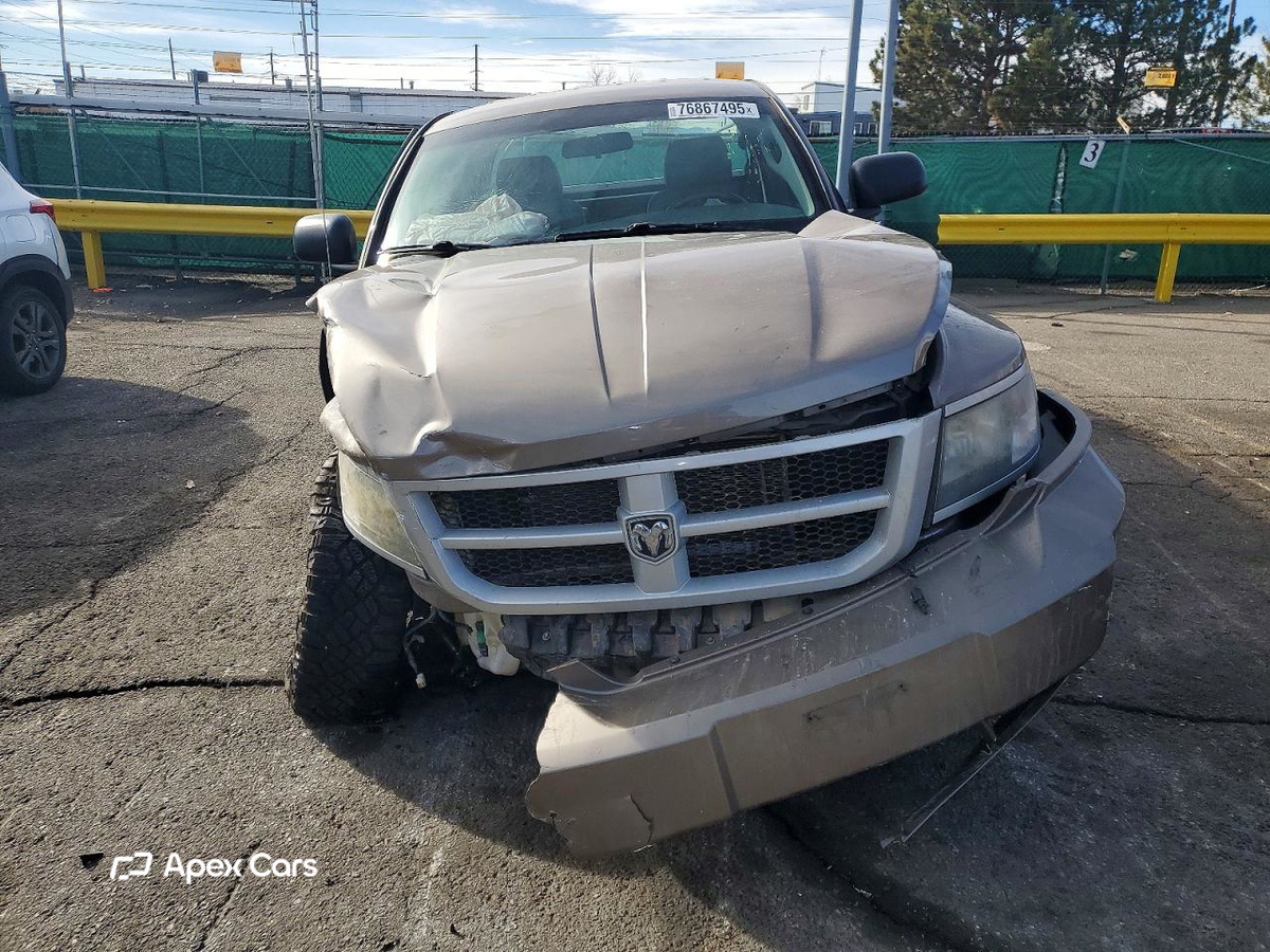 Dodge Dakota 2010