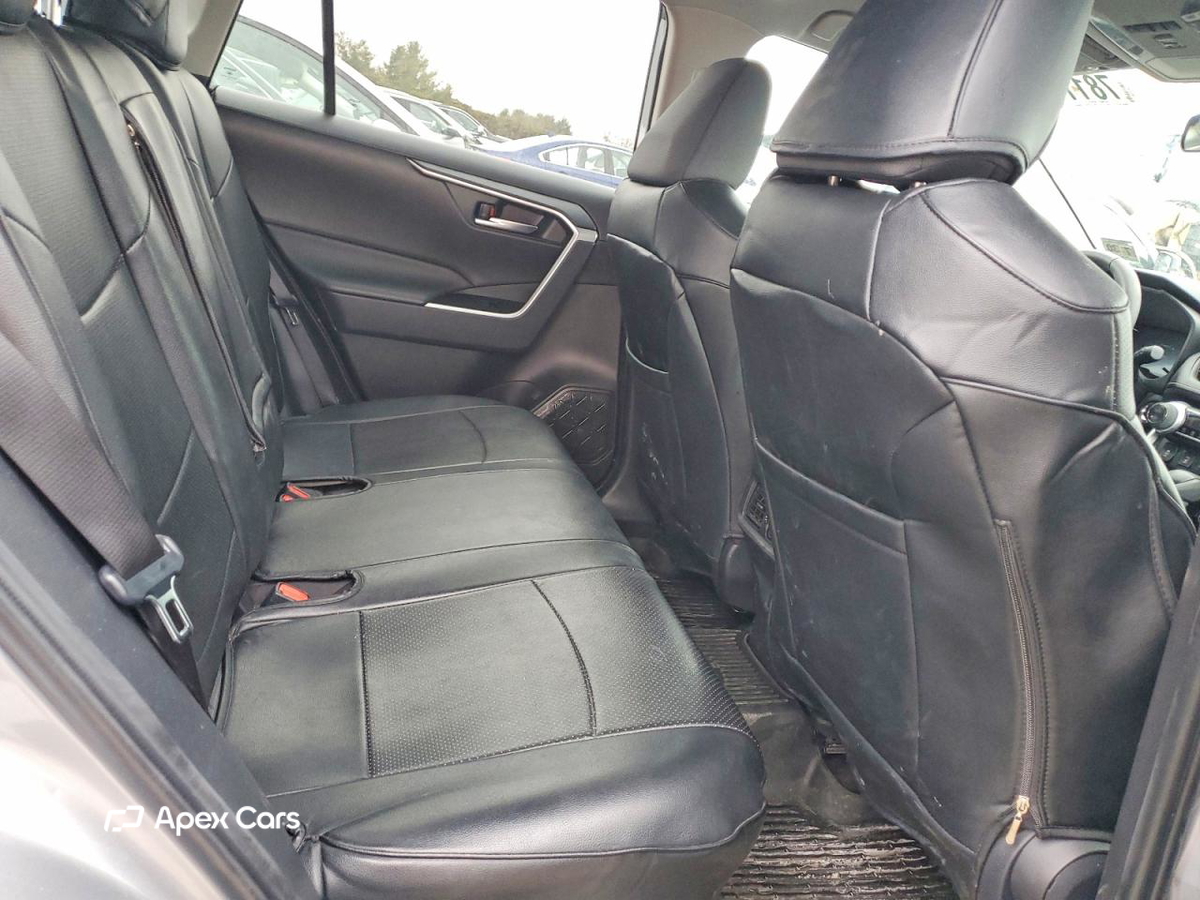 Toyota RAV 4 2025
