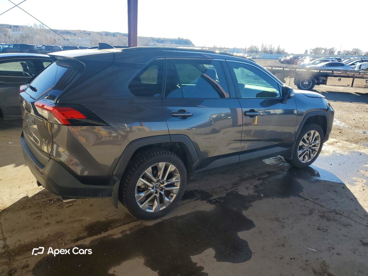 Toyota RAV 4 2021
