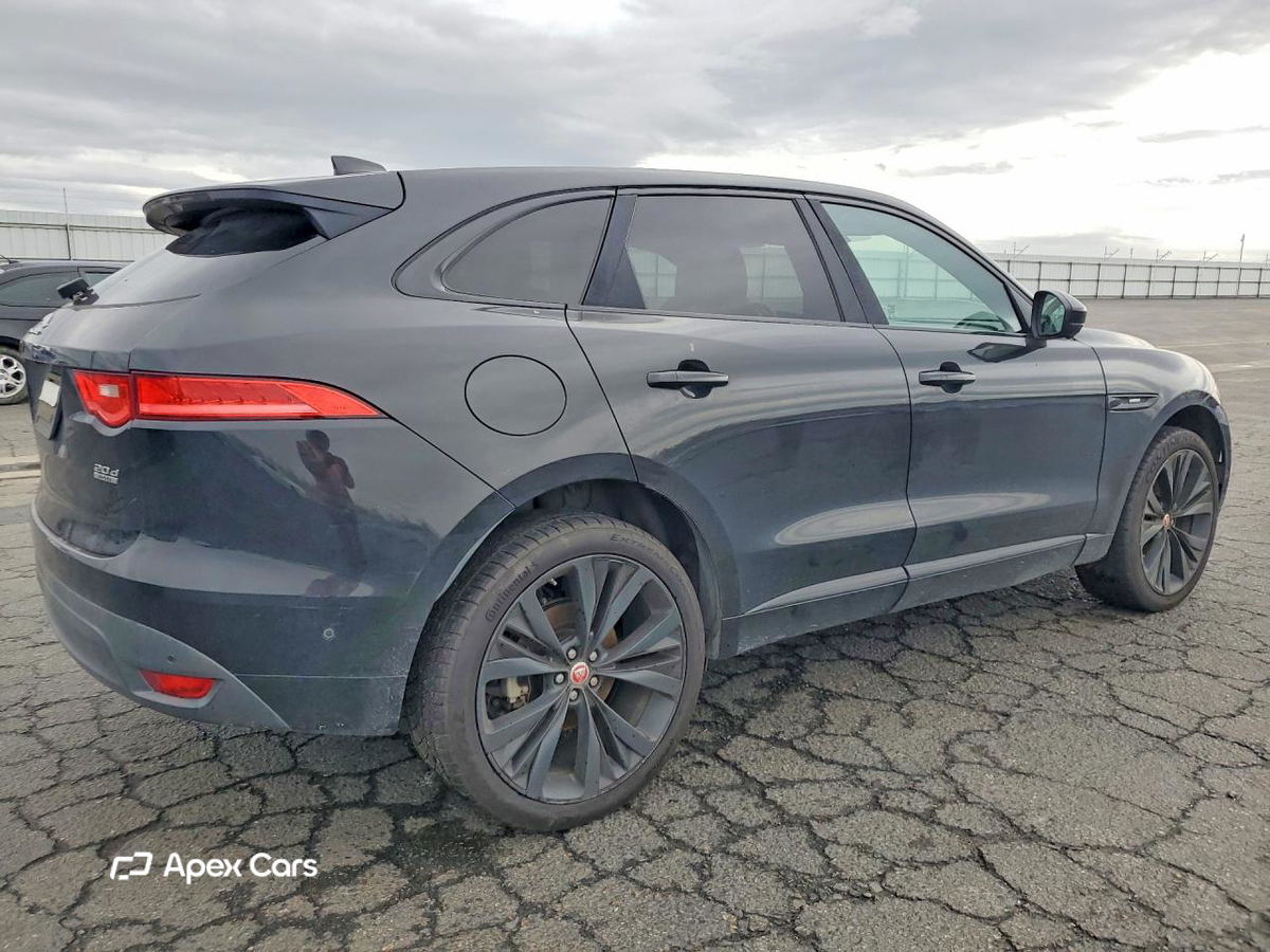 Jaguar F-Pace 2017