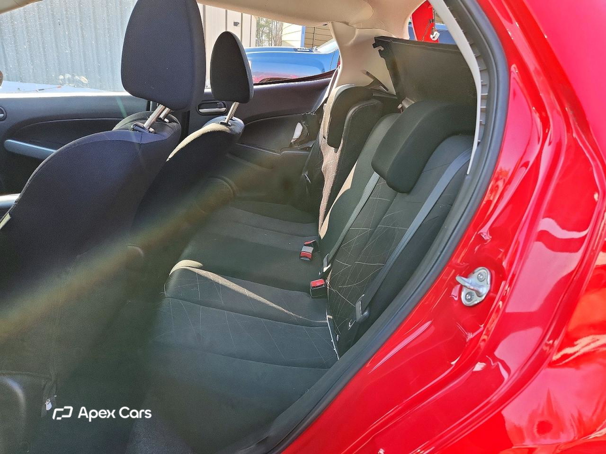 Mazda 2 2014