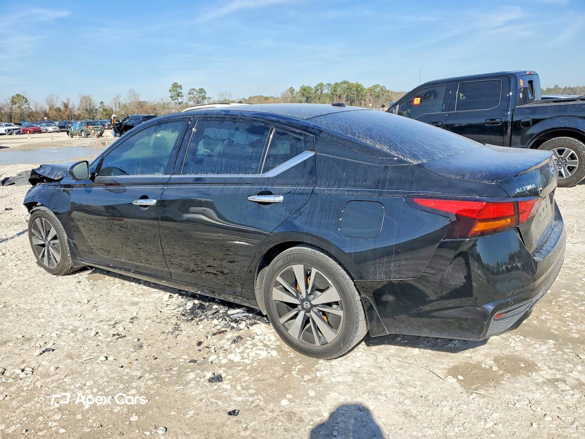 Nissan Altima 2019