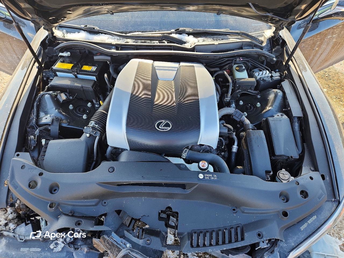 Lexus IS 2021
