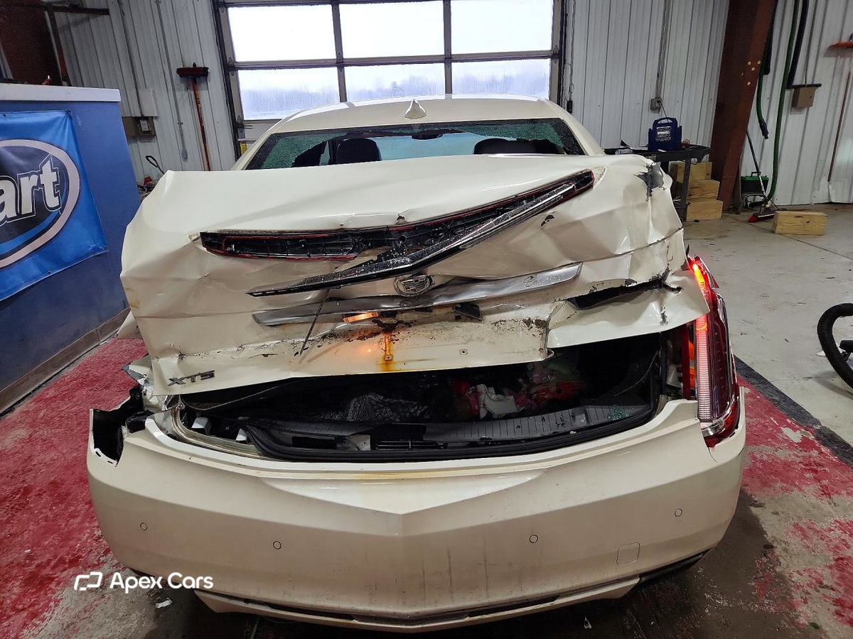Cadillac XTS 2015