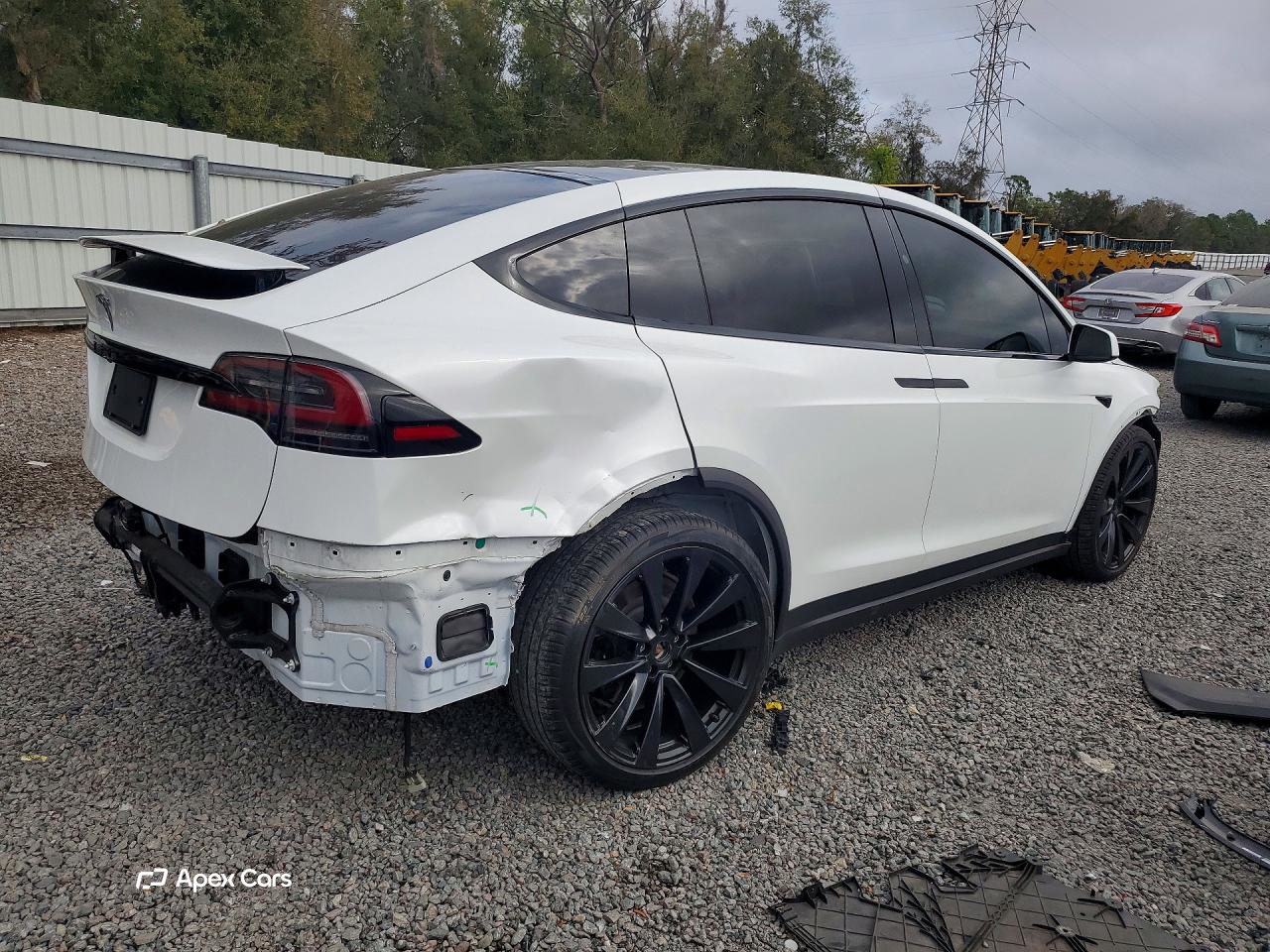 Tesla Model X 2022