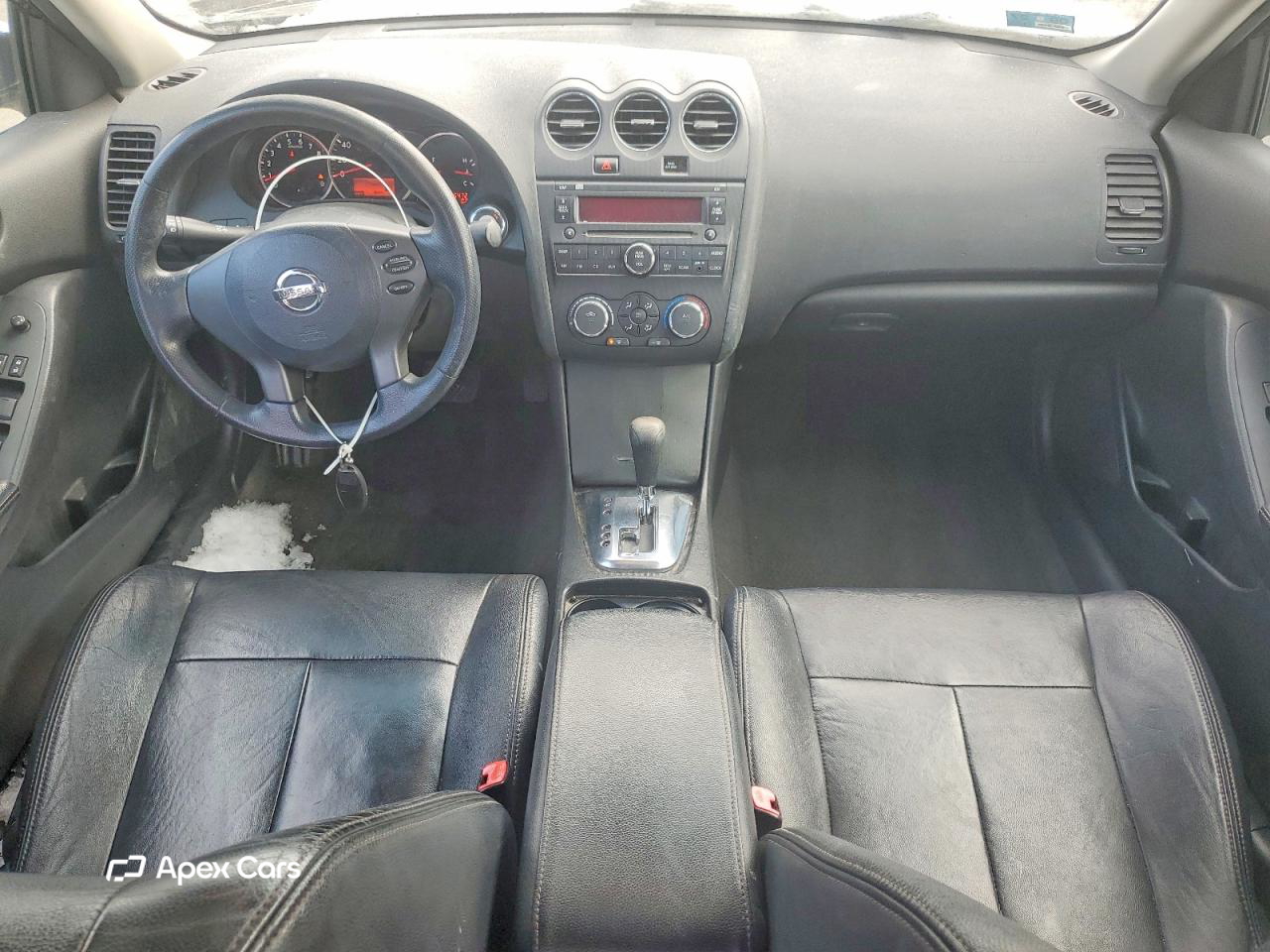Nissan Altima 2010