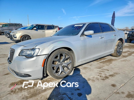 Chrysler 300 2022 - Image 1 of 12