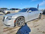 Chrysler 300 2022