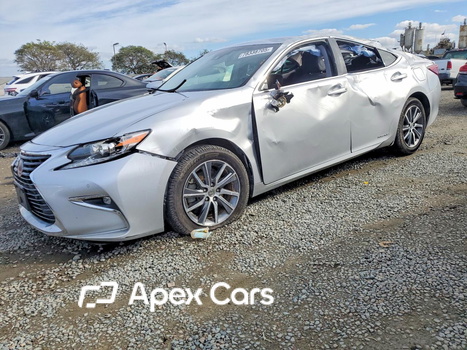 Lexus ES 2016 - Image 1 of 12