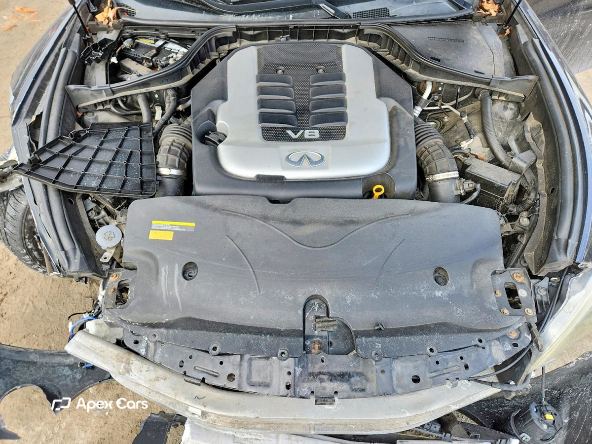 Infiniti M 2013