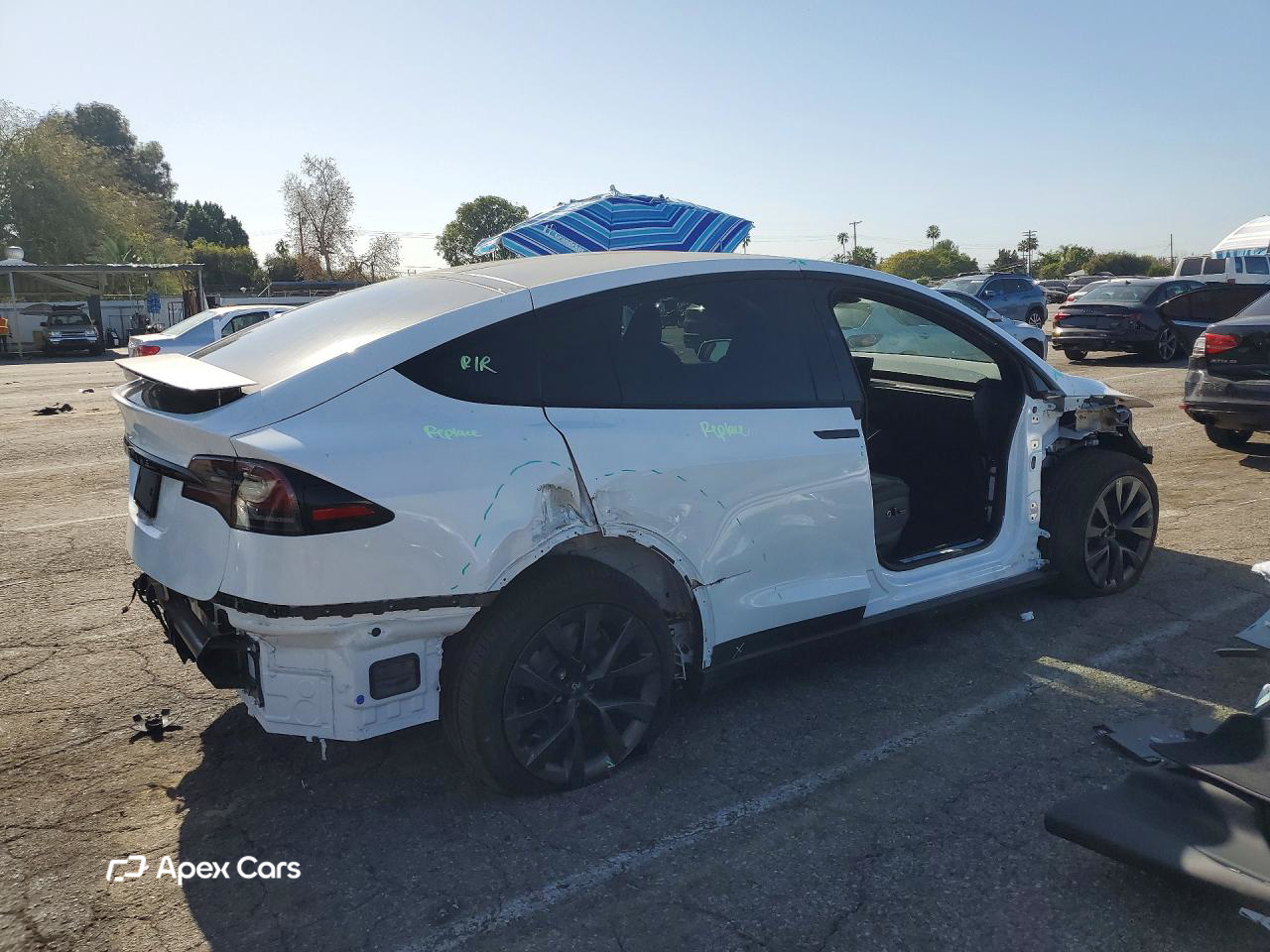 Tesla Model X 2025