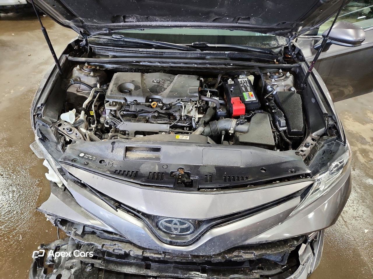 Toyota Camry 2019