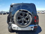 Land Rover Defender 2025