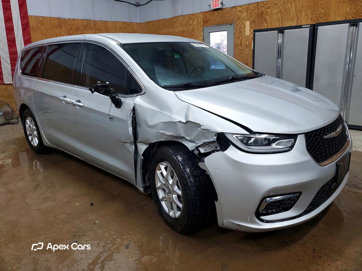 Chrysler Pacifica 2023