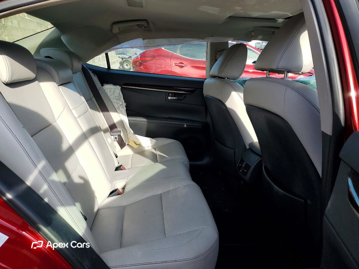 Lexus ES 2014