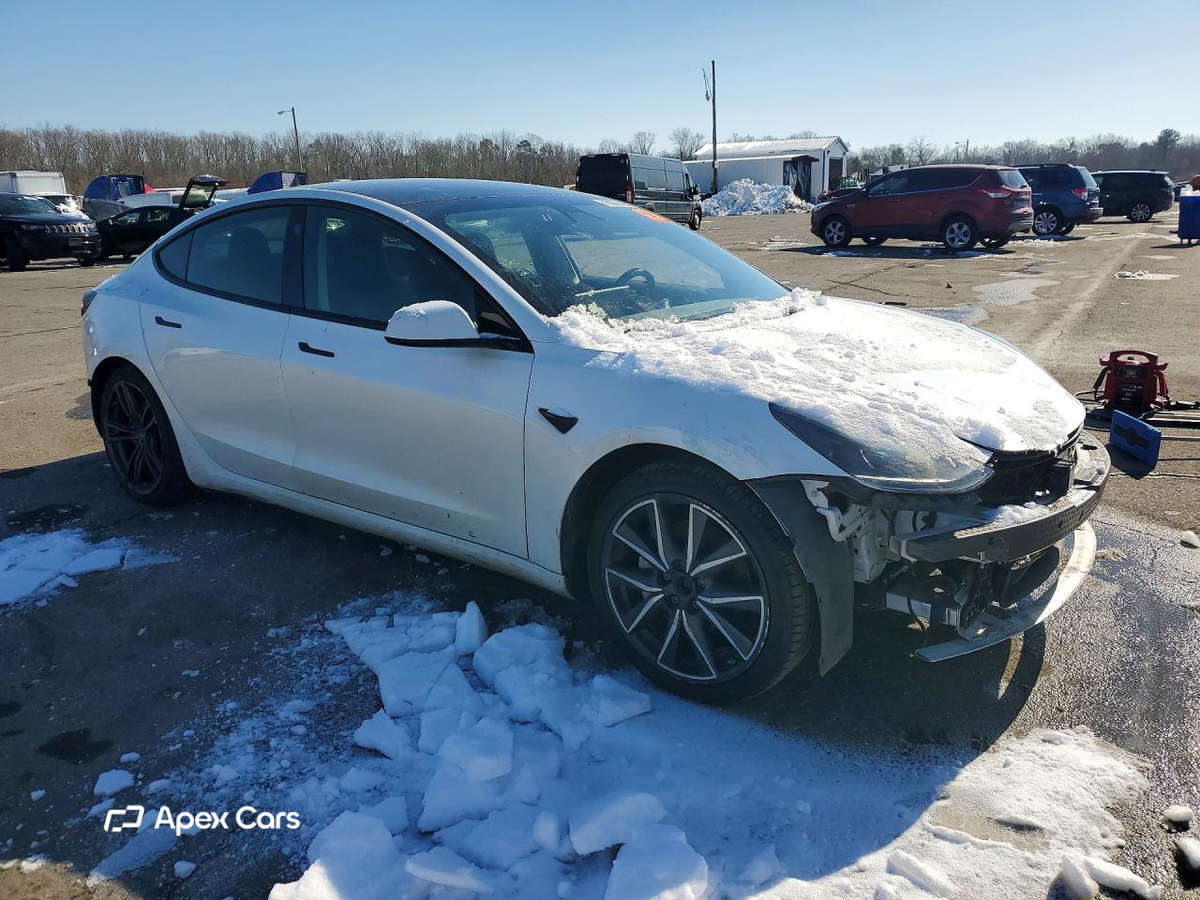 Tesla Model 3 2021