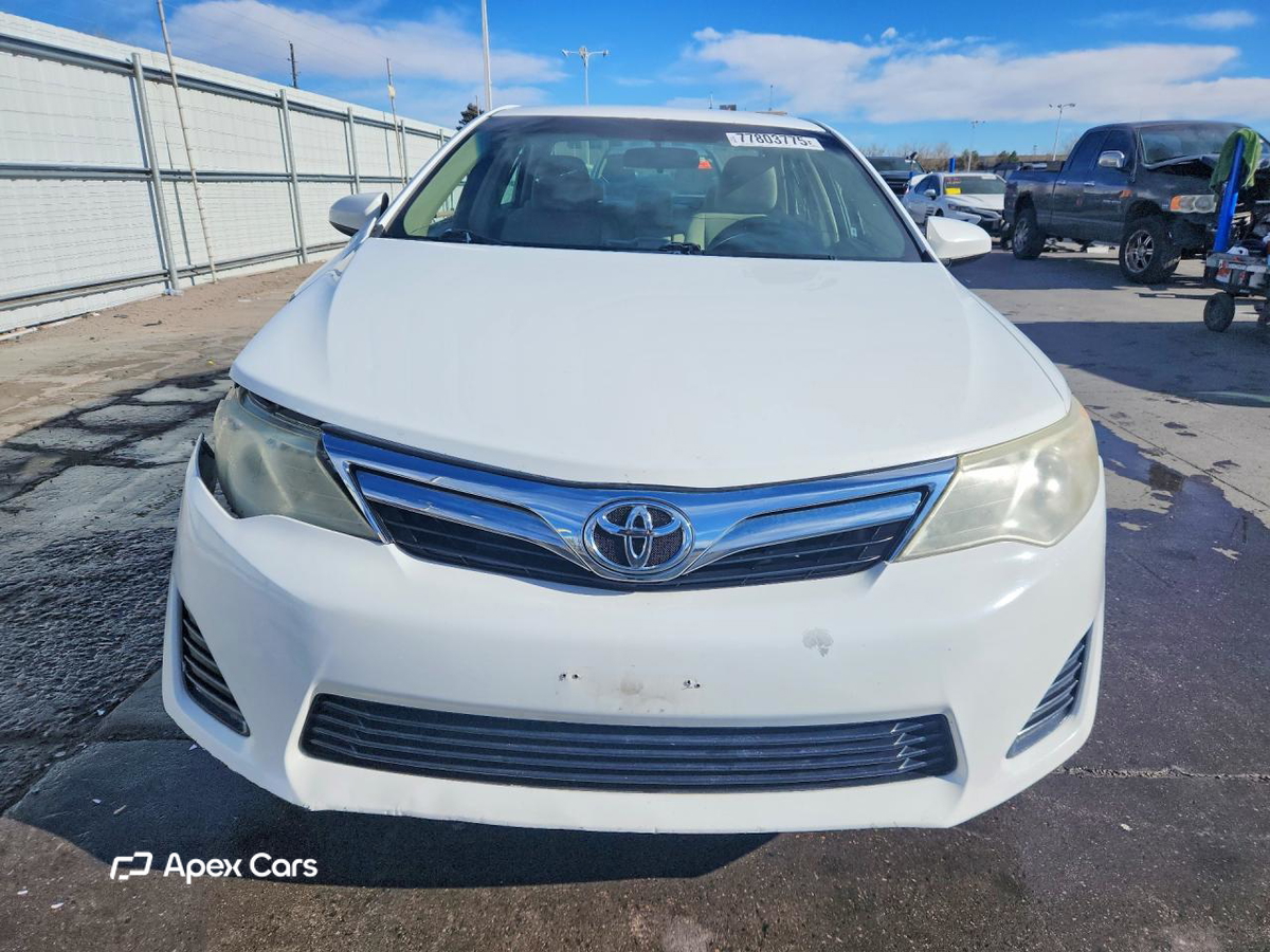 Toyota Camry 2012