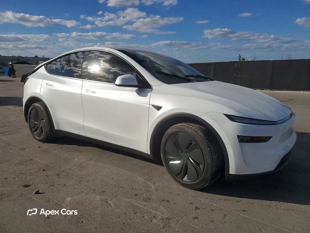 Tesla Model Y 2026