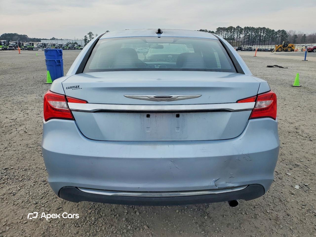 Chrysler 200 2013