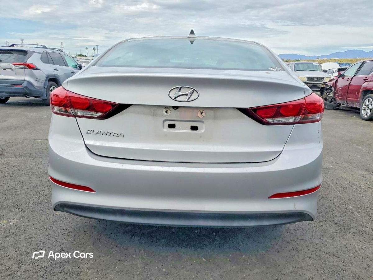 Hyundai Elantra 2018