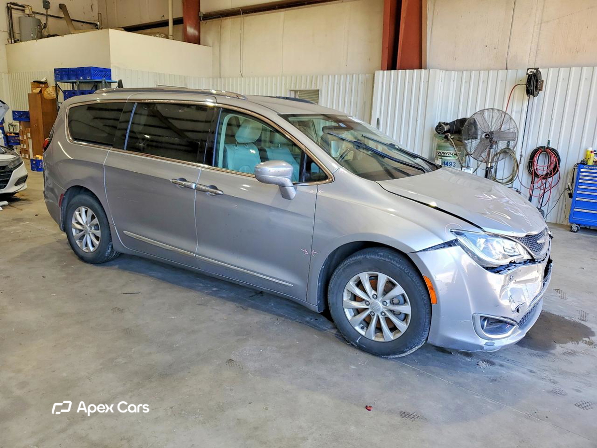 Chrysler Pacifica 2018